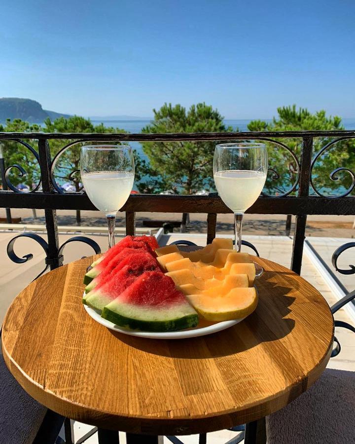 Guesthouse 1932 Himare Eksteriør bilde