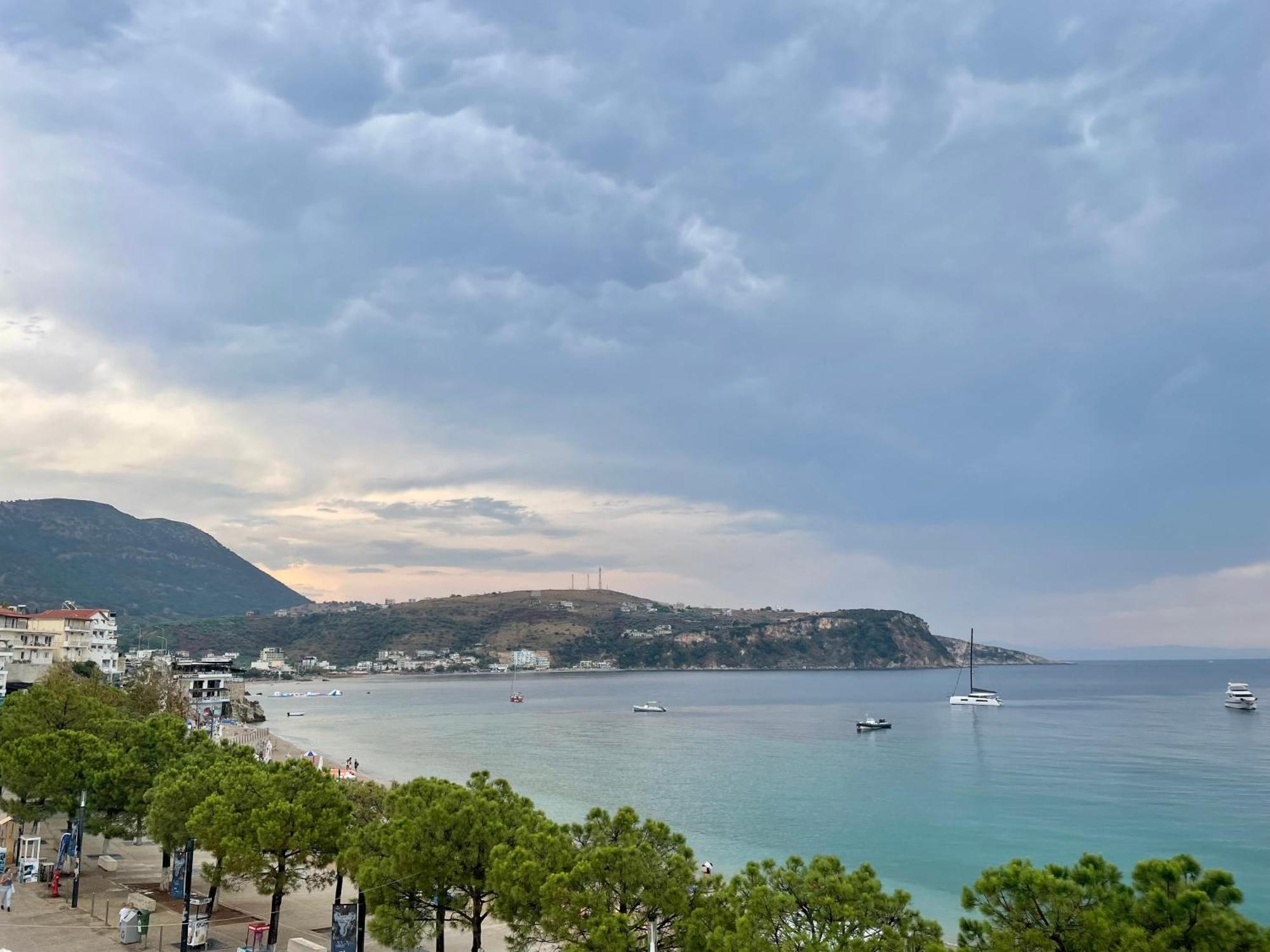 Guesthouse 1932 Himare Eksteriør bilde